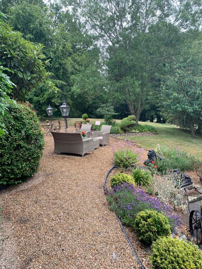 Scarborough Hill Country Bed & Breakfast